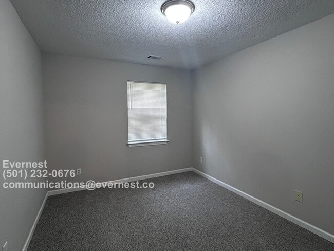 Building Photo - 3816 Soapstone Rd