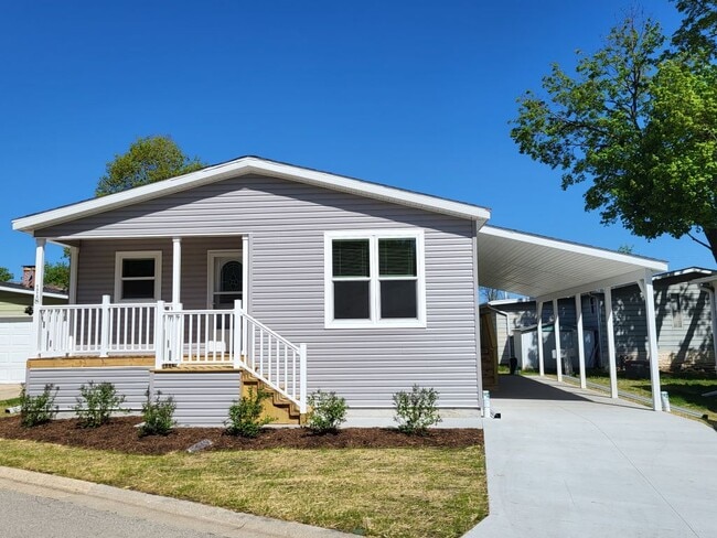 Building Photo - 118 Melbrooke Rd
