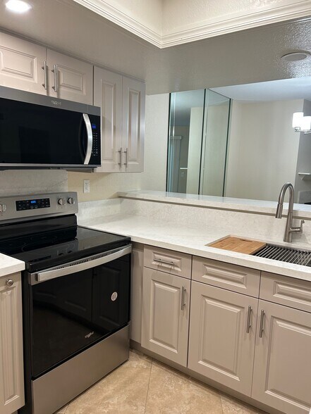 Kitchen (brand new appliances) - 3429 Legato Ct