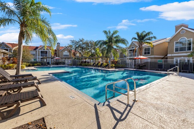 Building Photo - TWO BEDROOM CONDOMINIUM IN THE HIGHLANDS A...