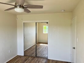 Building Photo - 1501 Broadway Ave