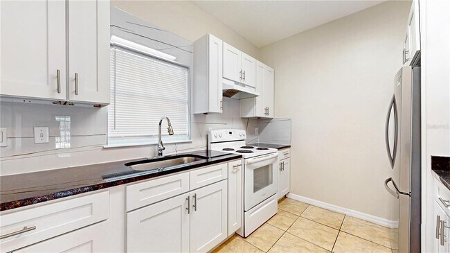 Building Photo - 206 Majors Ln