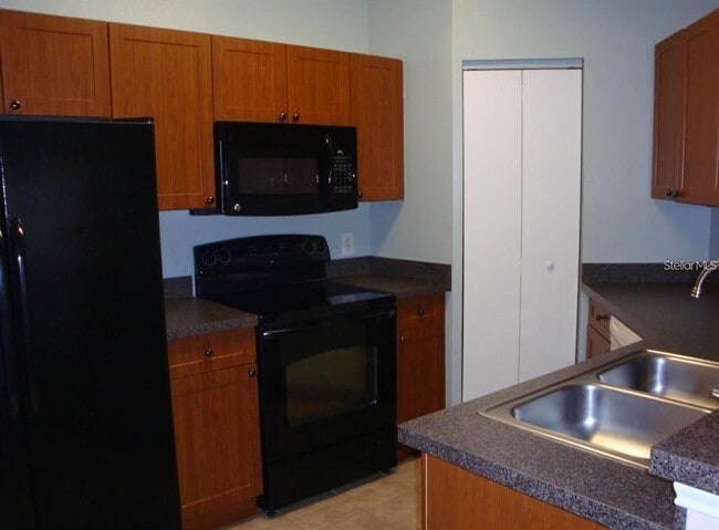 Building Photo - 2209 Portofino Pl