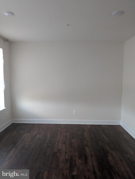 Building Photo - 3922 Rock Spring Dr