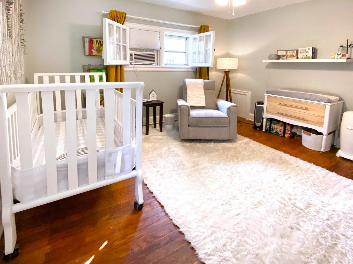 2nd bedroom - 3811 N Morris Blvd