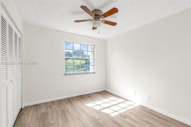 Building Photo - 11163 Chandler Dr