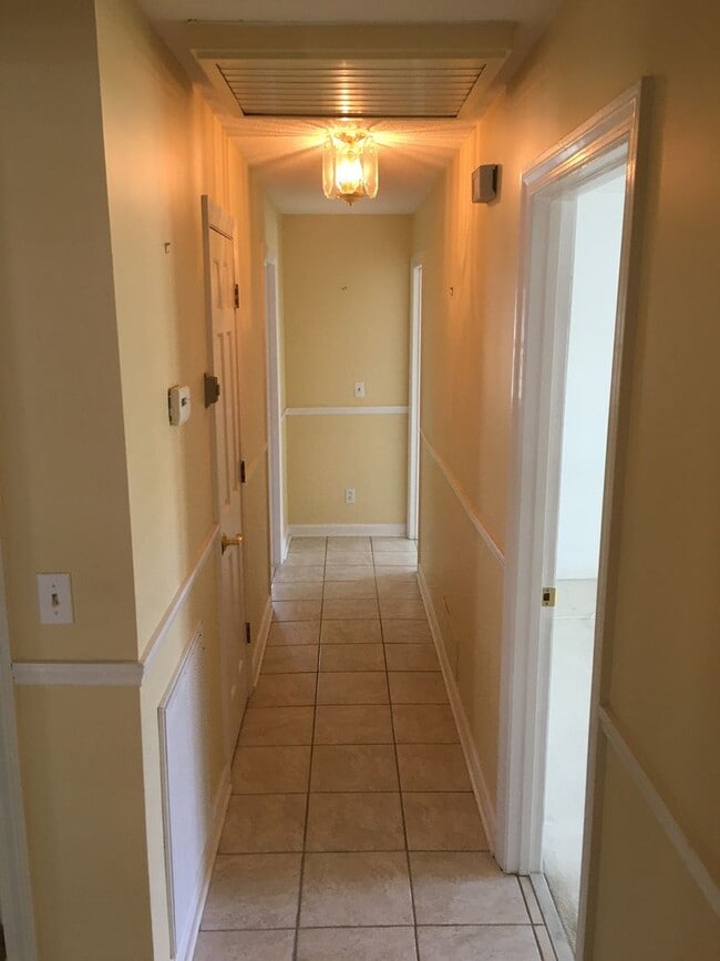 Building Photo - 3/2 House in Maplewood $1,795