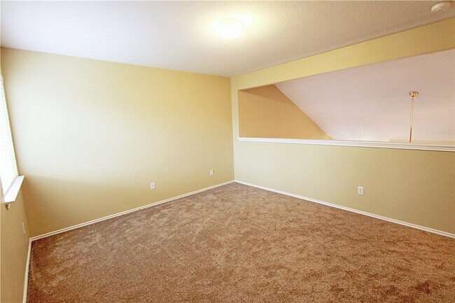 Building Photo - 14401 Mowsbury Dr