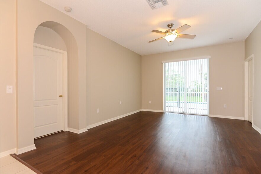 Building Photo - 1842 Linton Ln