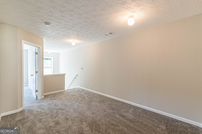 Building Photo - 6050 Allpoint Way