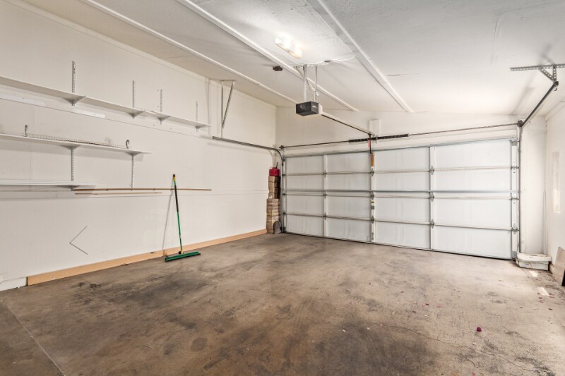 Building Photo - 5828 N 8th Pl