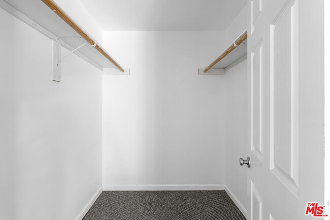Building Photo - 4513 Wawona St