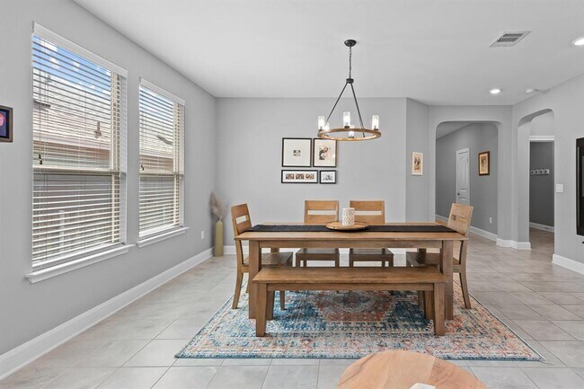 Building Photo - 7813 Peccary Dr