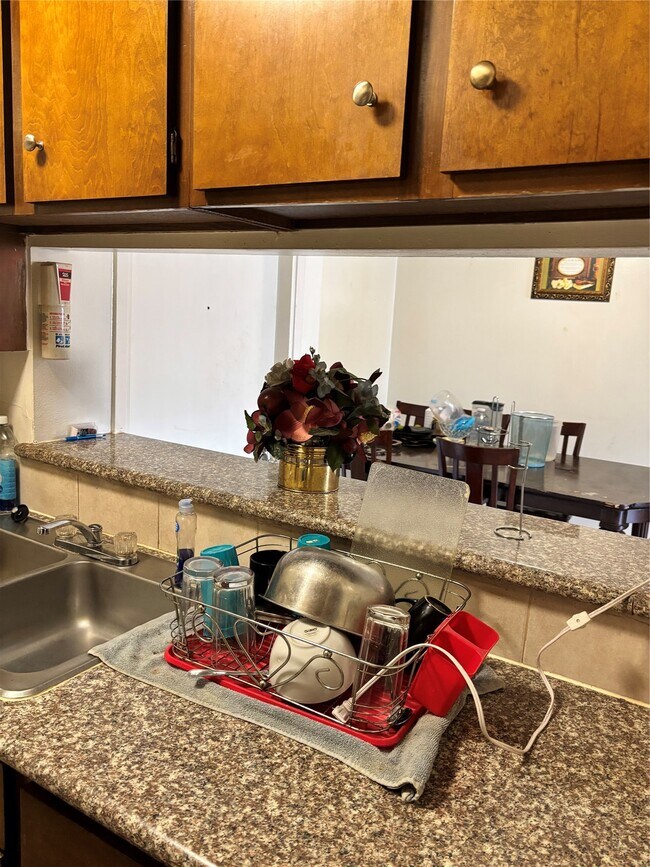 Building Photo - 8417 Hearth Dr