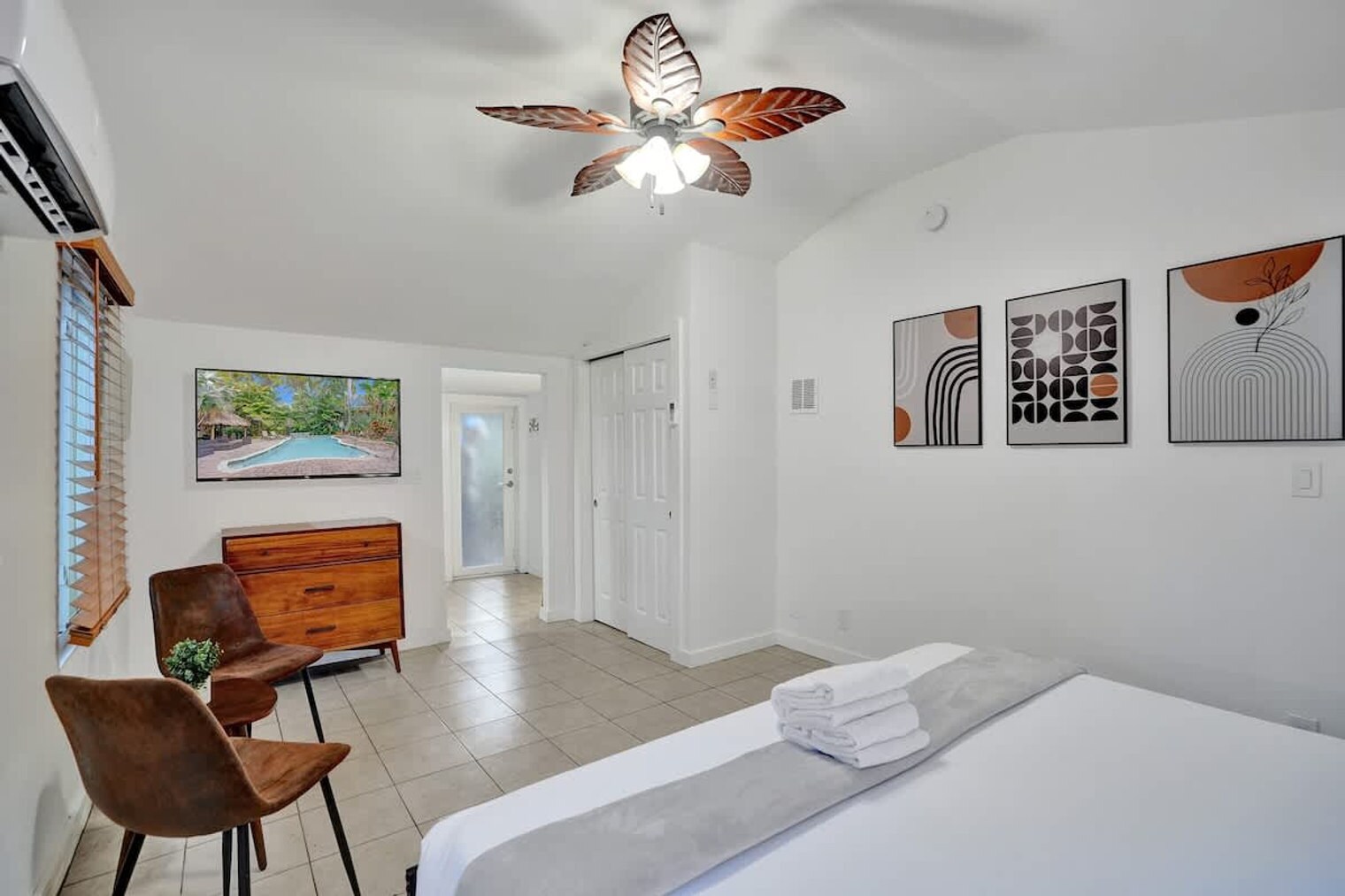 Building Photo - 1115 SW 4th St