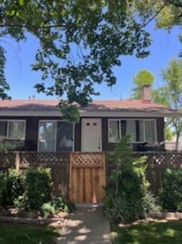 Building Photo - Spacious 2-Bedroom Apartment in Foothill F...