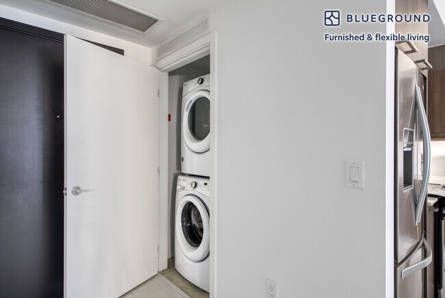 Building Photo - 86 SW 8th St