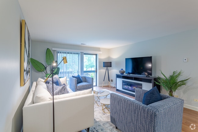 Spacious living room - Farmingdale Apartments