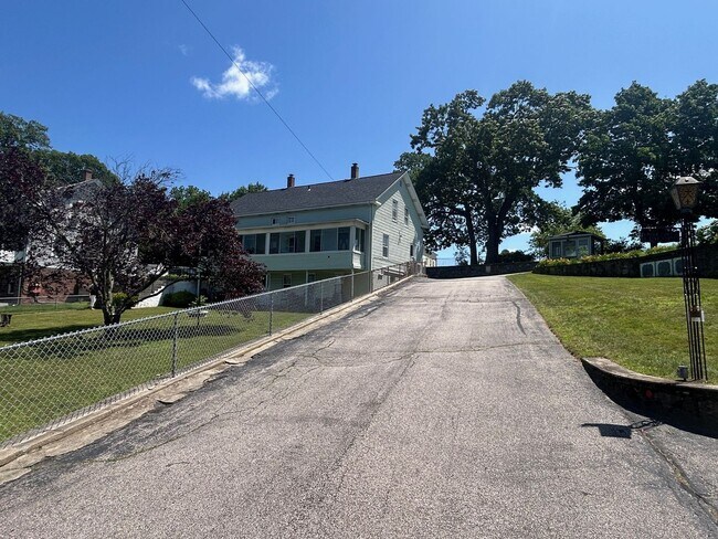 Primary Photo - 26-30 Vine Street (PREVIOUS OWNERSHIP)