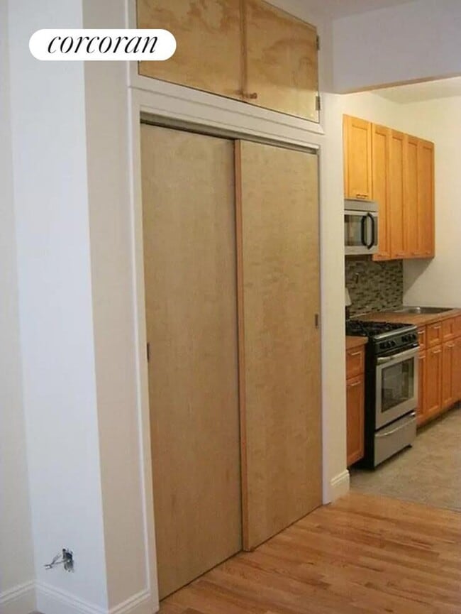 Building Photo - 613 W 138th St