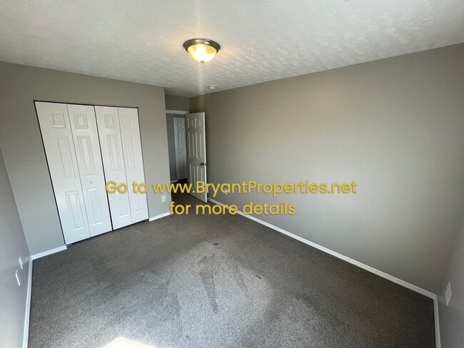 Building Photo - Single Family