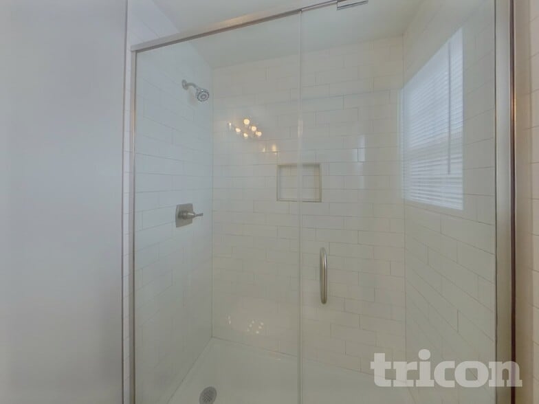 Building Photo - 417 Brookfield Dr