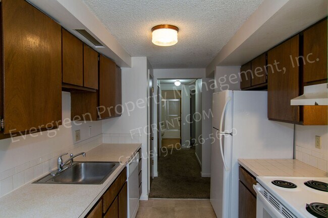 Building Photo - 2949 State Farm Rd