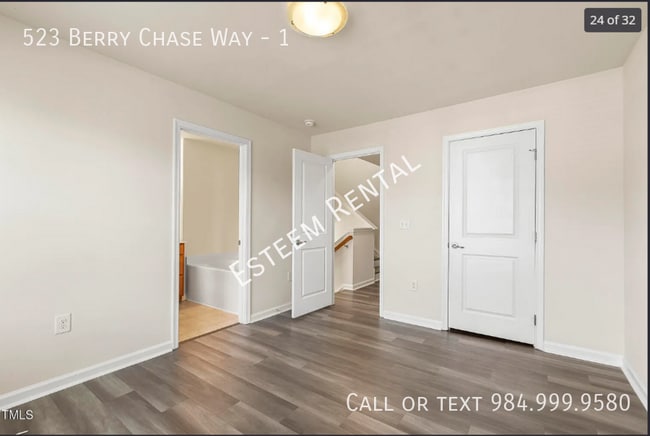 Building Photo - 523 Berry Chase Way