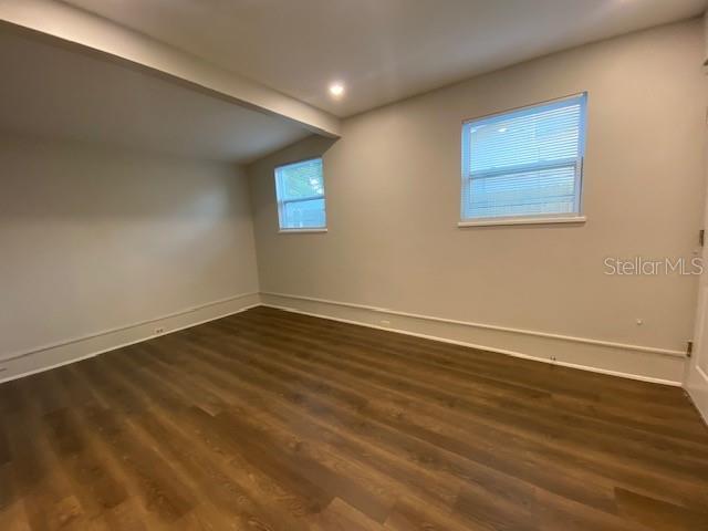 Building Photo - 4665 Yarmouth Ave S