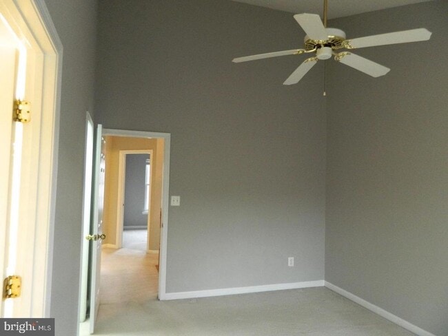 Building Photo - 7574 Great Swan Ct
