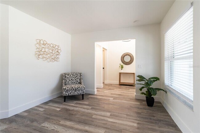 Building Photo - 2161 Aqui Esta Dr