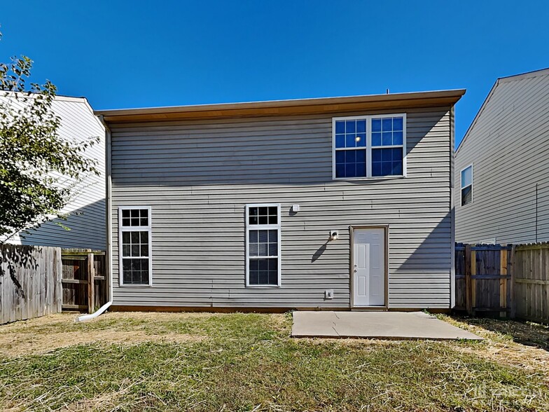 Building Photo - 7210 Kimble Dr