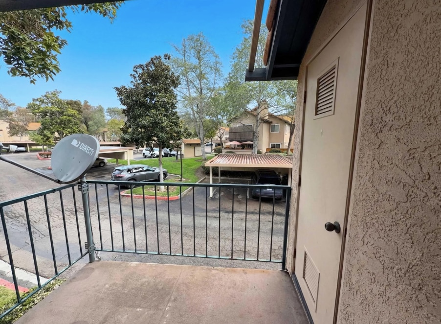 Building Photo - 11231 Avenida De Los Lobos