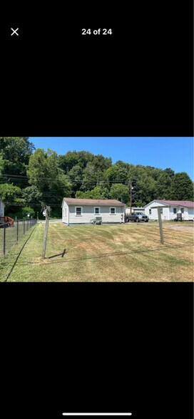 Building Photo - 3110 Riverside Dr