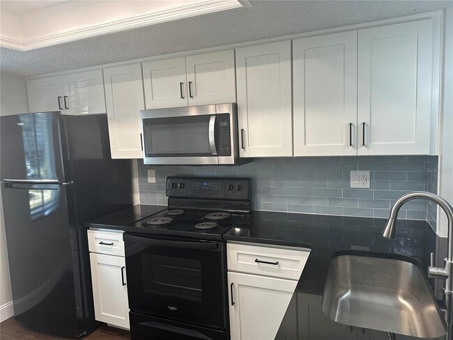 Building Photo - 207 Palmetto Ct