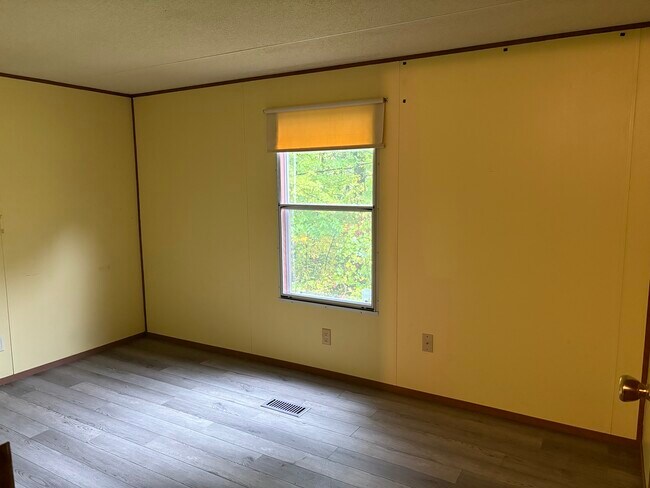 Building Photo - 26 Charles Dr