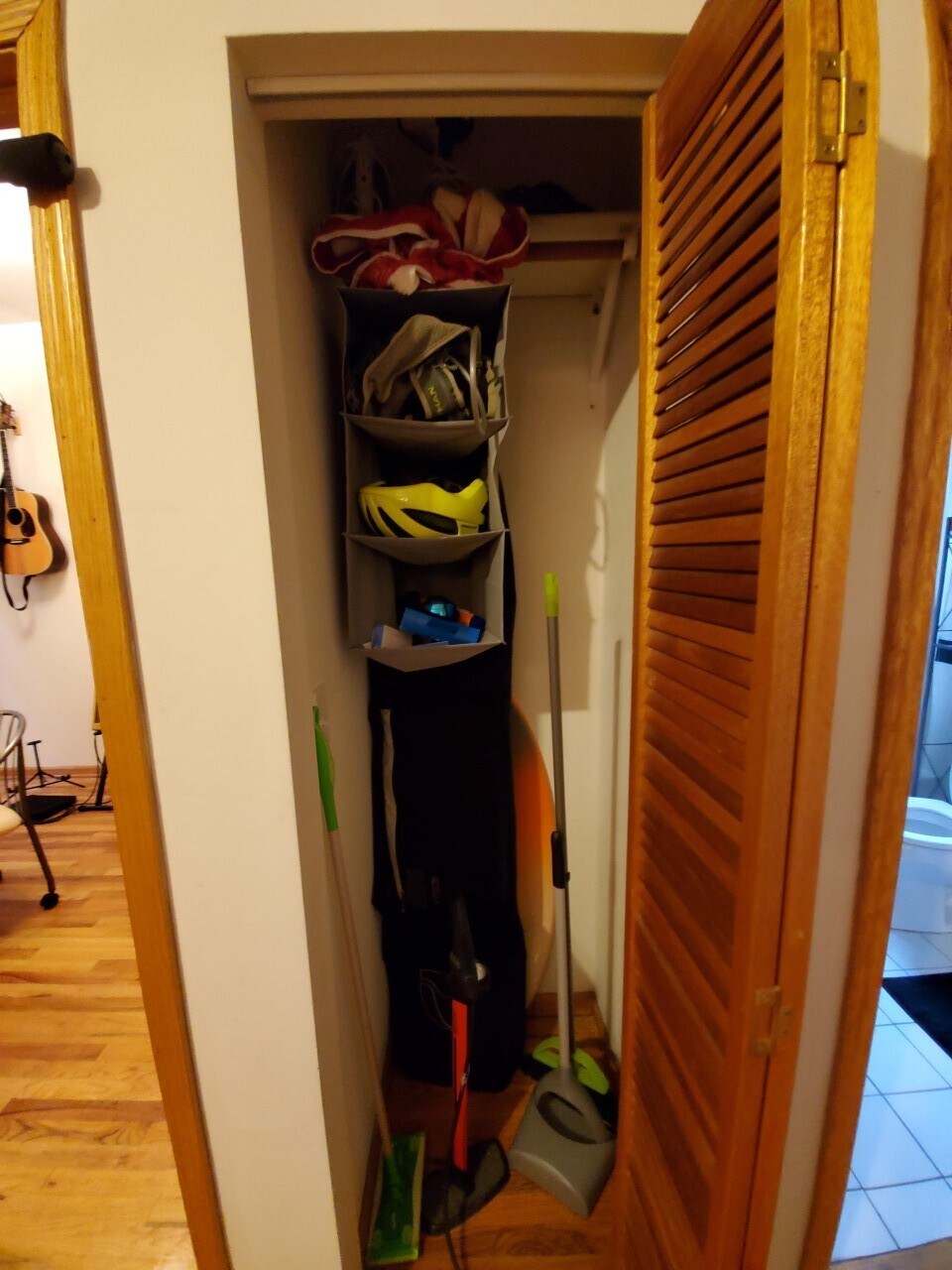 Building Photo - 2048 N Western Ave