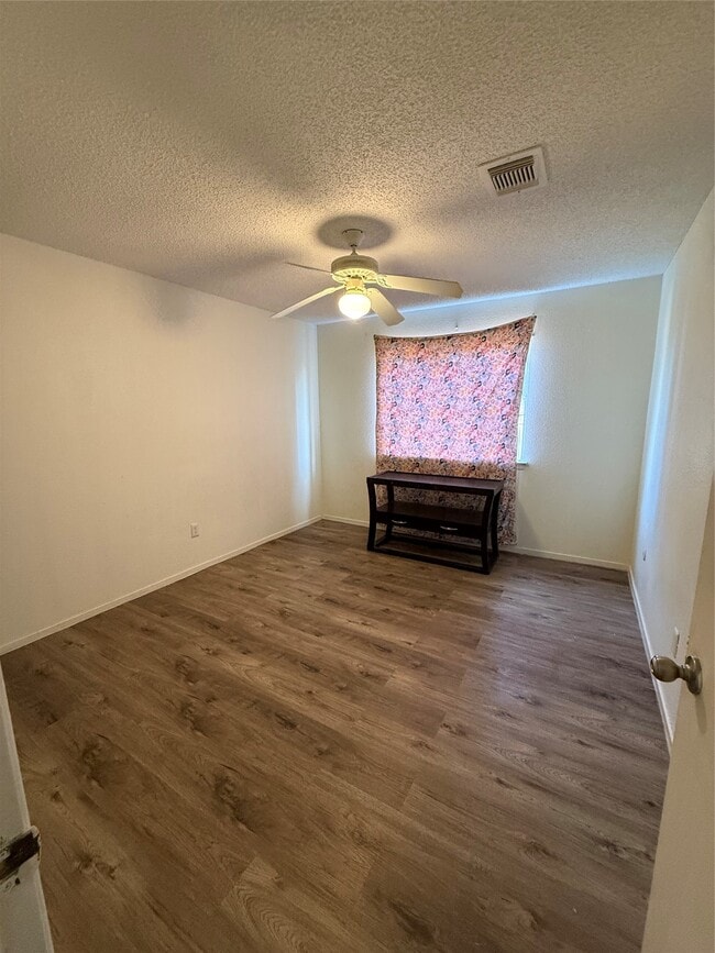 Building Photo - 9011 Ketchwood Dr
