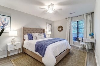 Building Photo - 2BD/2BA Town Home Mount Pleasant Fully Furnished - Available May 1st, 2026 LEASE TERM NEGOTIABLE