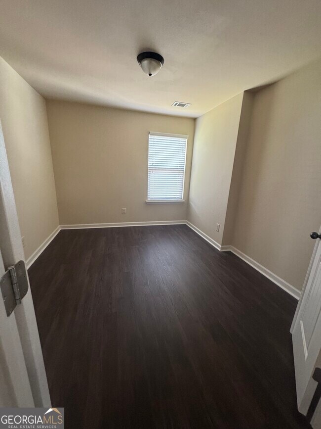 Building Photo - 2275 Morgan Farm Dr