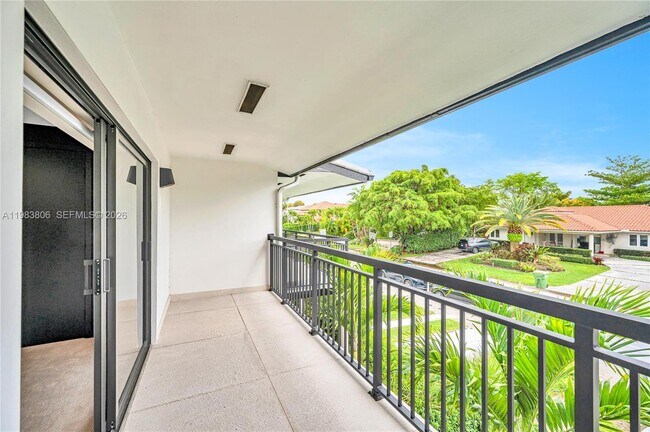 Building Photo - 2211 NE 122nd St