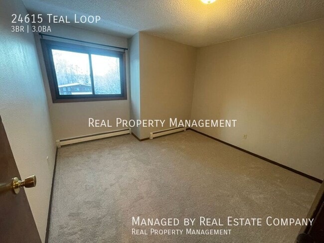 Building Photo - 24615 Teal Loop