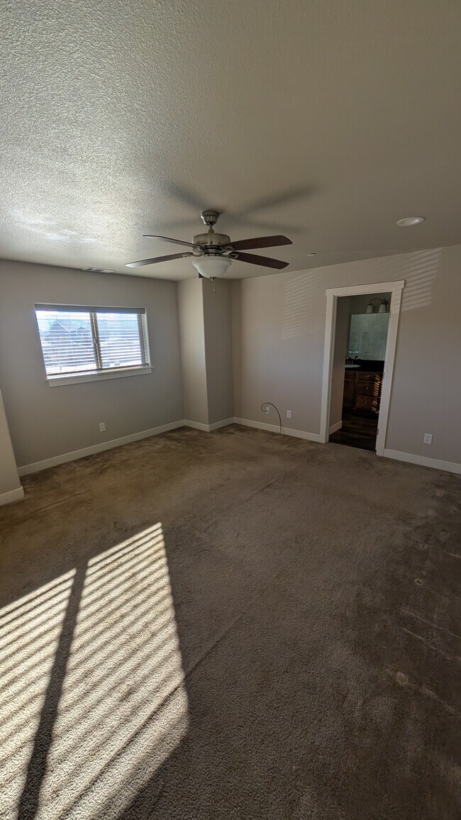 Building Photo - 1156 Montevideo Cir