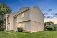 Building Photo - 414 Gainsborough Ct