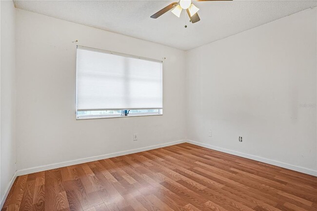 Building Photo - 232 Barlow Ave