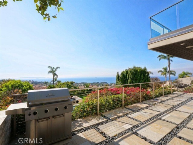 Building Photo - 1356 Vía Romero