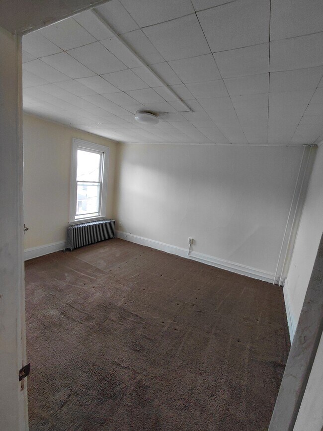 Building Photo - 163 Washington St