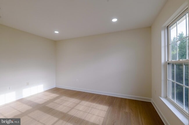 Building Photo - 7709 Killbarron Dr