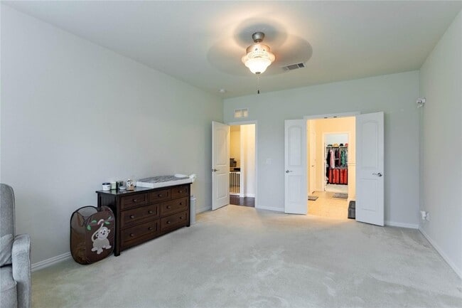 Building Photo - 517 Windward Dr