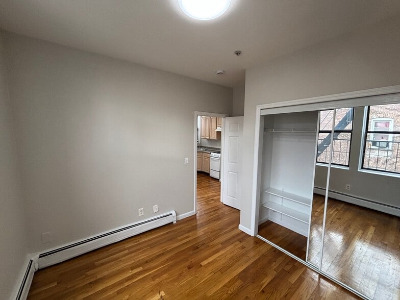 Building Photo - 5110 Palisade Ave